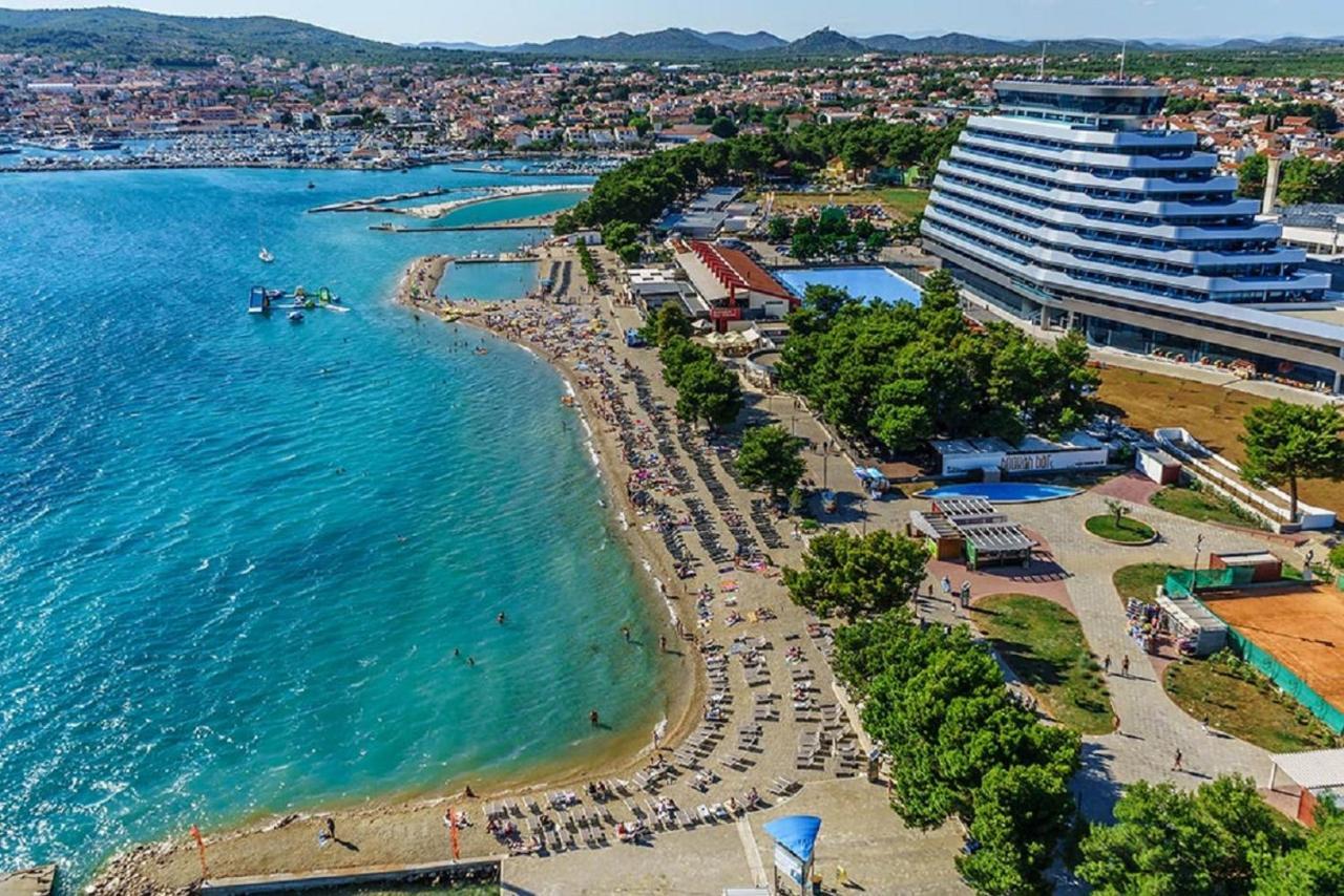Apartments Gardijan Vodice Esterno foto