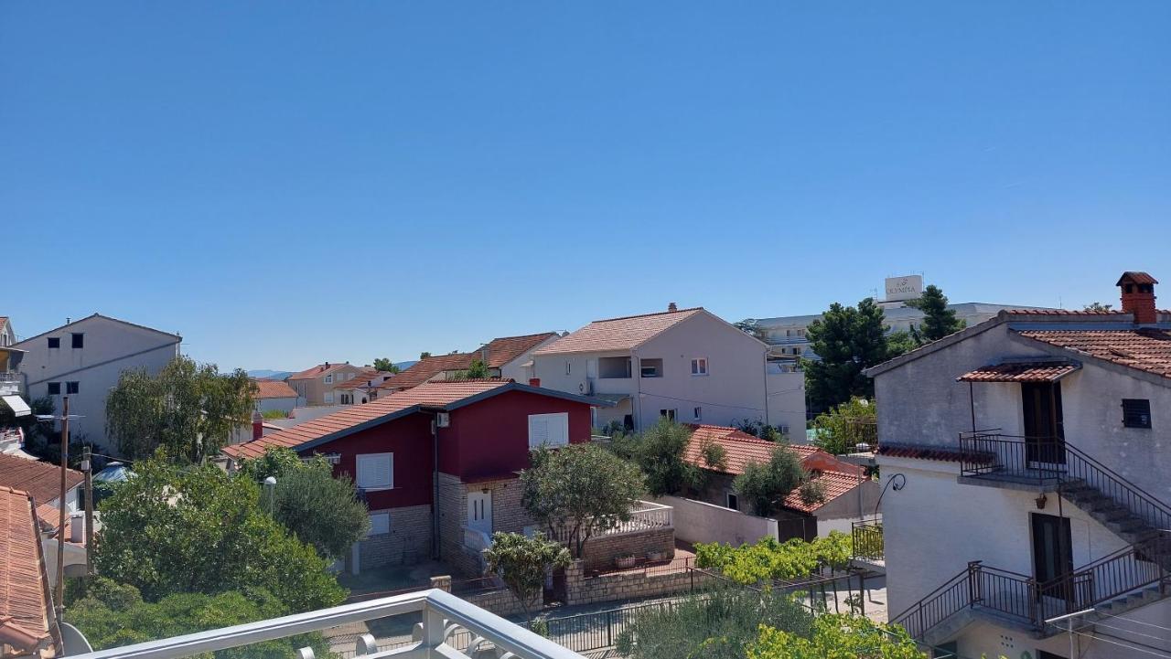 Apartments Gardijan Vodice Esterno foto