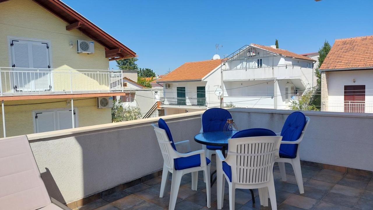 Apartments Gardijan Vodice Esterno foto